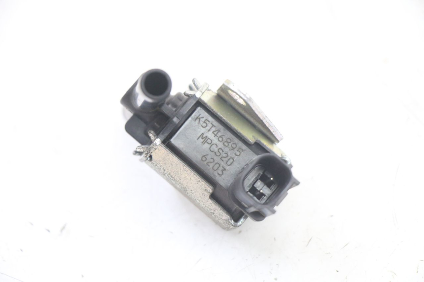 photo de AIR PRESSURE SENSOR HONDA SH i 300 (2015 - 2020) - Alternative perspective
