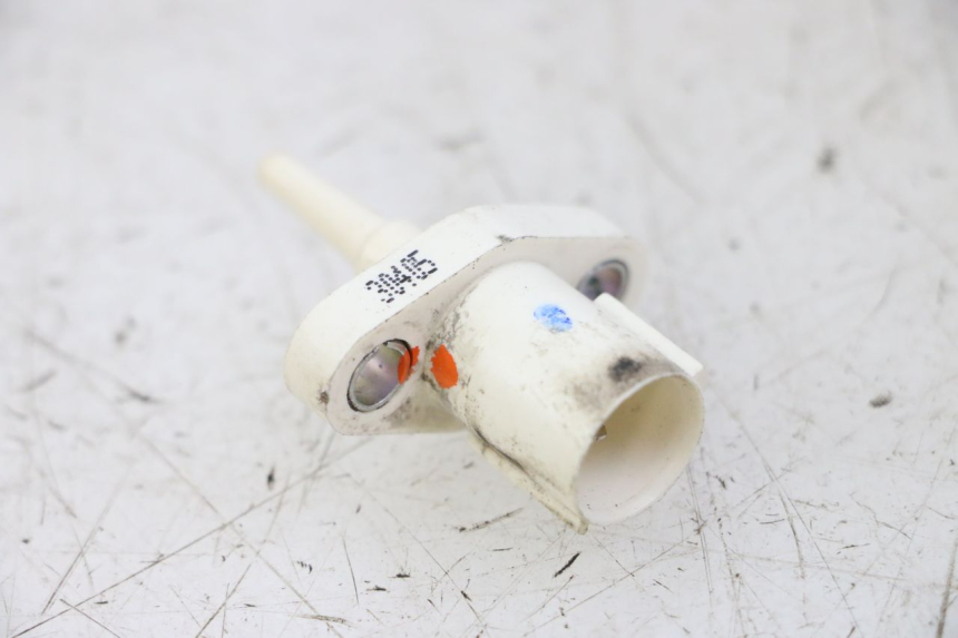 photo de AIR PRESSURE SENSOR SYM JOYMAX 125 (2010 - 2017) - Alternative perspective