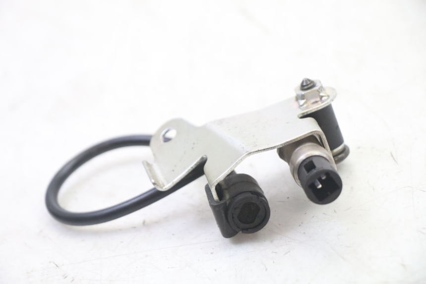photo de AIR PRESSURE SENSOR PIAGGIO NRG POWER PUREJET 50 (2018 - 2021) - Alternative perspective