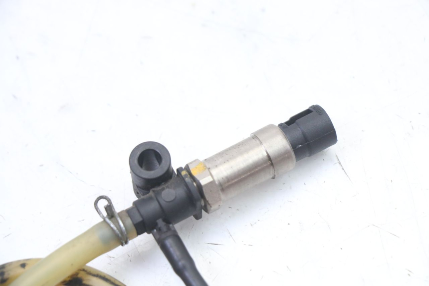 photo de AIR PRESSURE SENSOR PIAGGIO NRG POWER PUREJET 50 (2018 - 2021) - Alternative perspective
