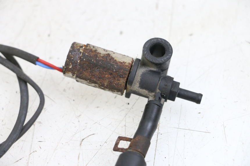 photo de AIR PRESSURE SENSOR EUROCKA R8 4T 50 (2013 - 2022) - Technical close-up