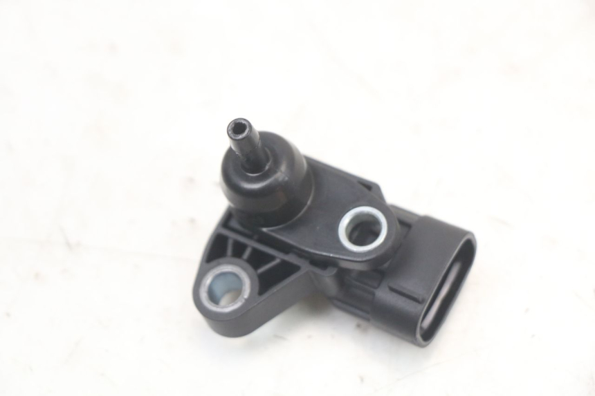 photo de AIR PRESSURE SENSOR ROYAL ENFIELD CONTINENTAL GT 650 (2019 - 2024) - Component detail
