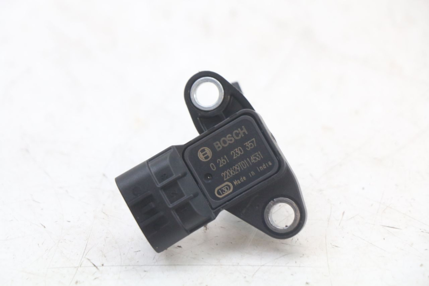 photo de AIR PRESSURE SENSOR ROYAL ENFIELD CONTINENTAL GT 650 (2019 - 2024) - Zoom on usage condition
