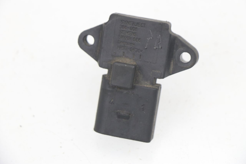 photo de AIR PRESSURE SENSOR PEUGEOT SATELIS 125 (2006 - 2009) - Zoom on usage condition