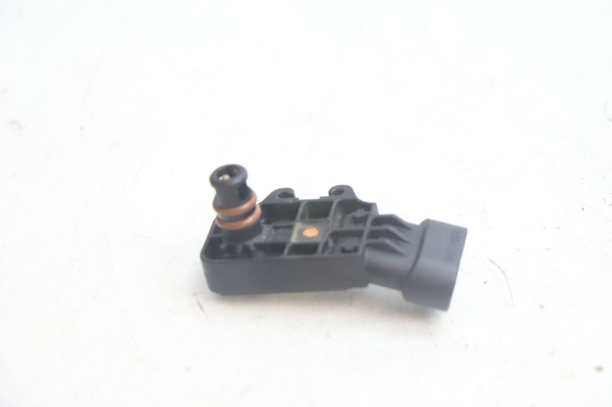 photo de AIR PRESSURE SENSOR MASH SEVENTY FIVE 125 (2013 - 2021) - Component detail