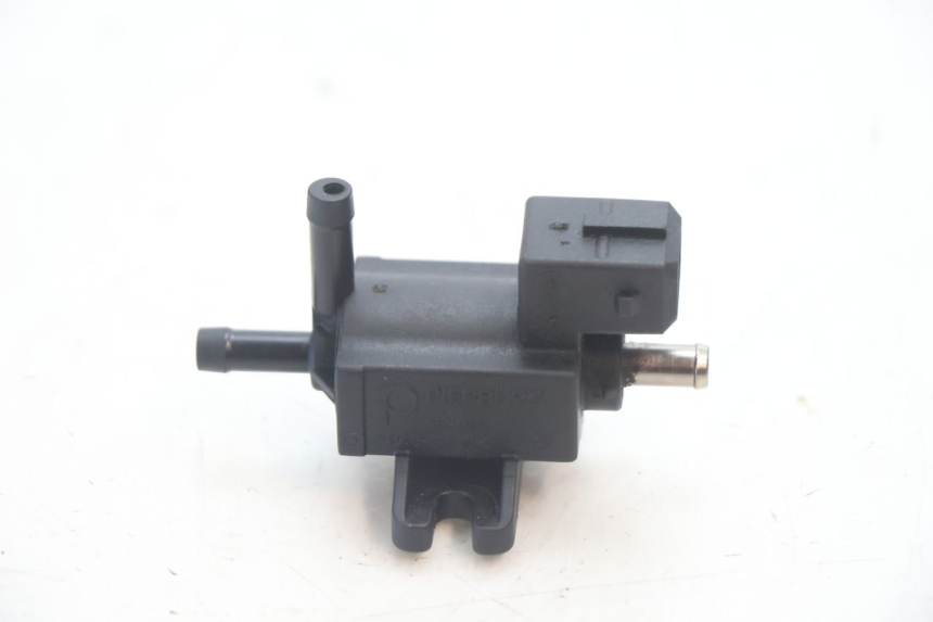 photo de AIR PRESSURE SENSOR CAN-AM SPYDER RS 1000 (2008 - 2012) - Component detail