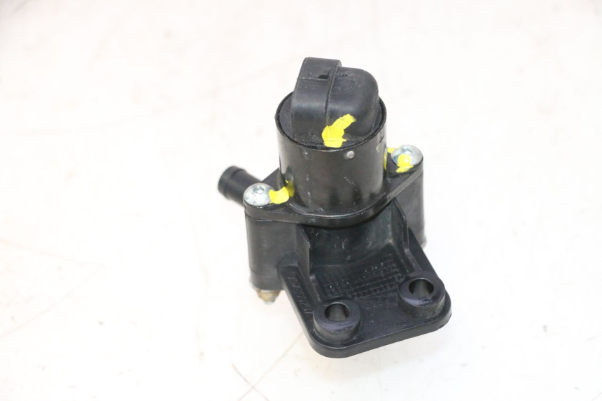 photo de AIR PRESSURE SENSOR CAN-AM SPYDER RS 1000 (2008 - 2012) - Alternative perspective