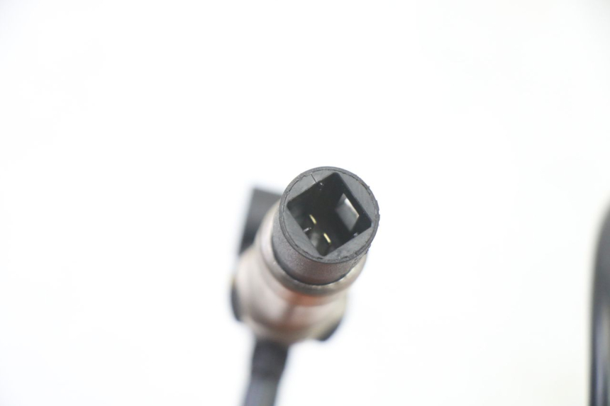 photo de AIR PRESSURE SENSOR APRILIA SR 2T 50 (2018 - 2022) - Alternative perspective