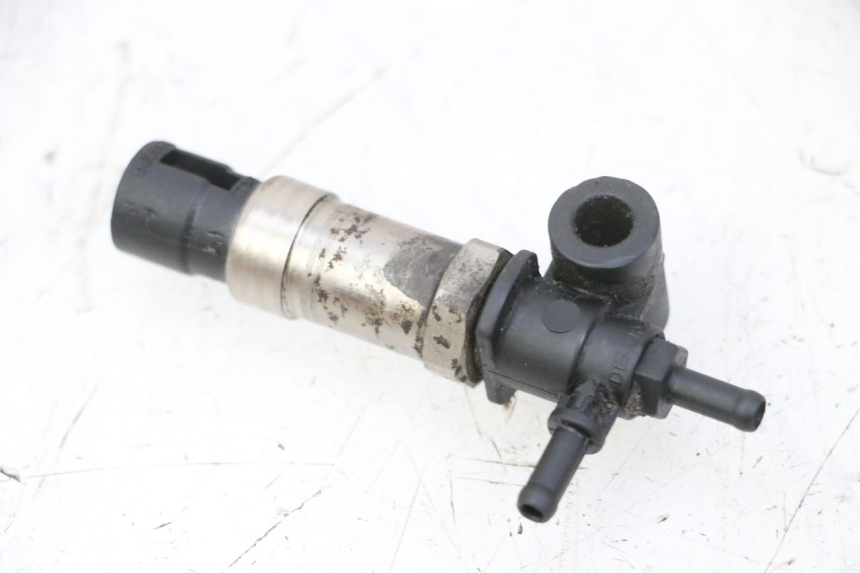 photo de AIR PRESSURE SENSOR APRILIA SR R 2T LC 50 (2018 - 2021) - Alternative perspective