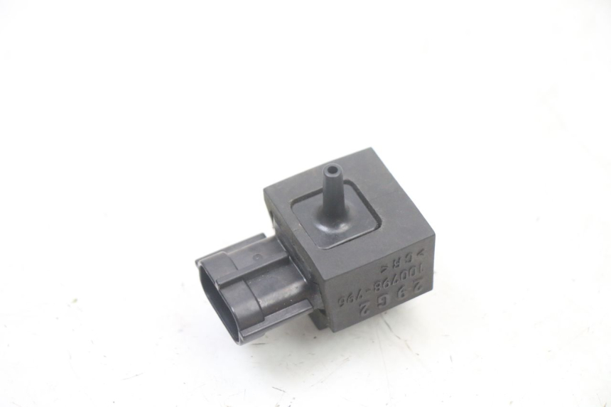 photo de AIR PRESSURE SENSOR SUZUKI GSX F GSXF 650 (2007 - 2015) - Main view