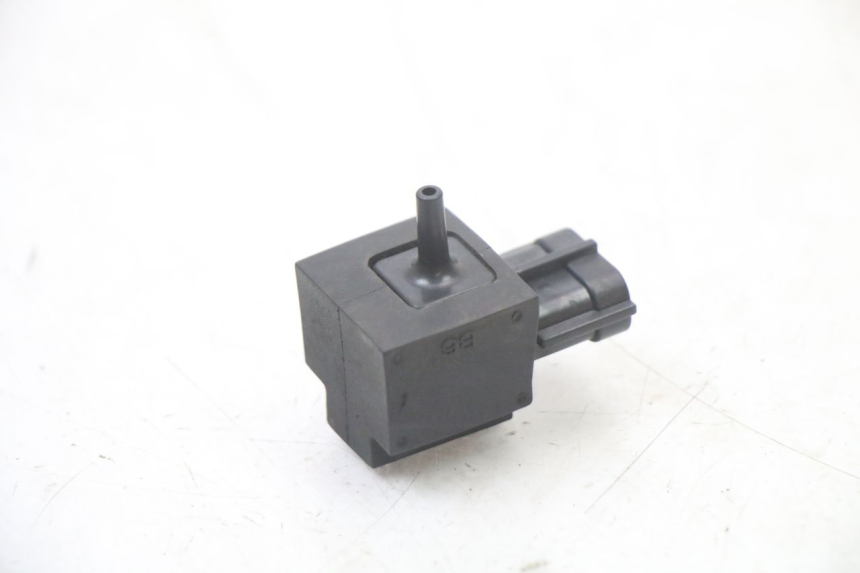 photo de AIR PRESSURE SENSOR SUZUKI GSX F GSXF 650 (2007 - 2015) - Component detail