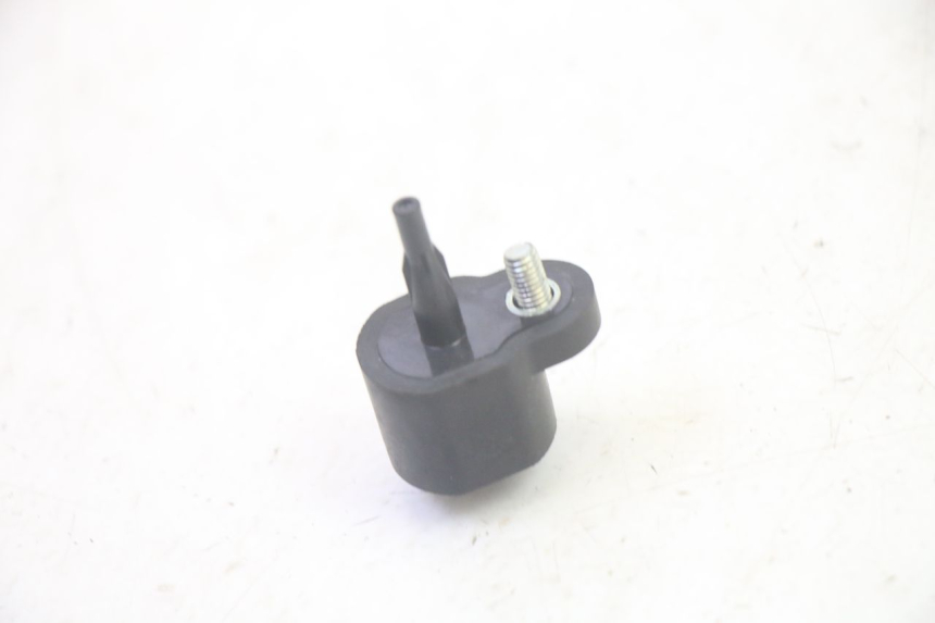 photo de AIR PRESSURE SENSOR YAMAHA TRICITY 300 (2020 - 2024) - Alternative perspective