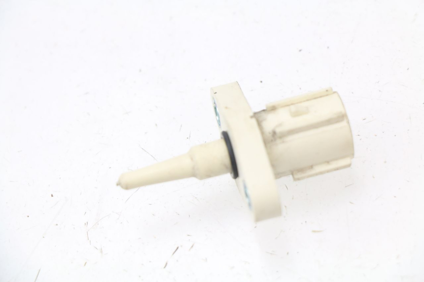 photo de AIR PRESSURE SENSOR HONDA VFR F 1200 (2010 - 2015) - Component detail