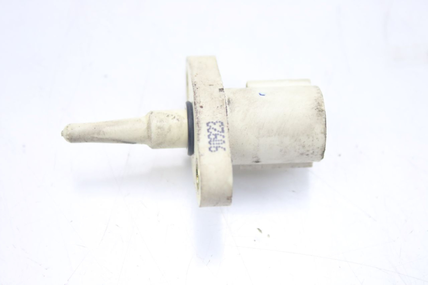 photo de AIR PRESSURE SENSOR HONDA VFR FI RC46 800 (1998 - 2001) - Zoom on usage condition