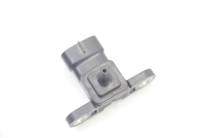 photo de AIR PRESSURE SENSOR YAMAHA X-MAX XMAX 125 (2010 - 2013) - Zoom on usage condition