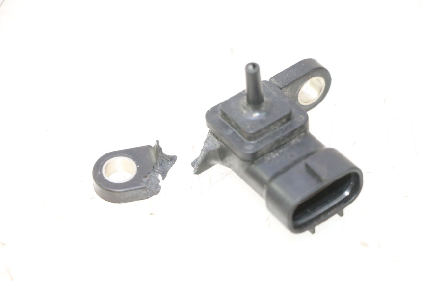 photo de AIR PRESSURE SENSOR YAMAHA XMAX X-MAX 125 (2006 - 2009) - Main view