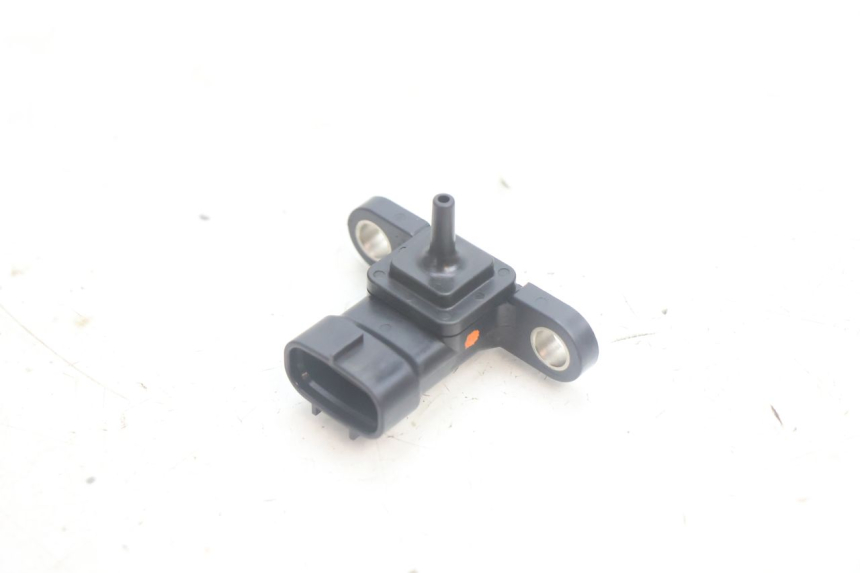 photo de AIR PRESSURE SENSOR YAMAHA XMAX X-MAX 125 (2006 - 2009) - Main view