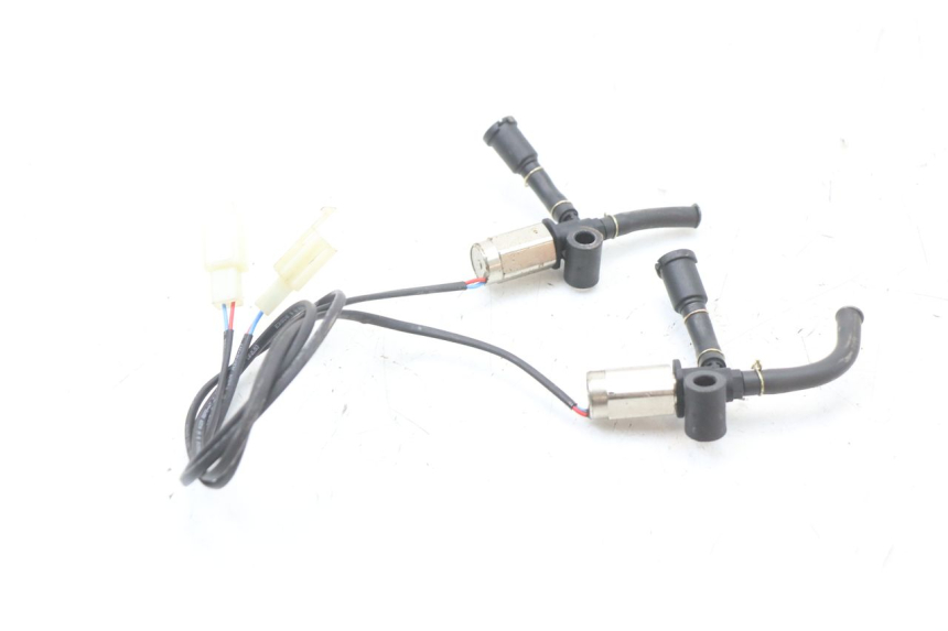 photo de AIR PRESSURE SENSOR SYM X-PRO 4T 50 (2014 - 2021) - Alternative perspective