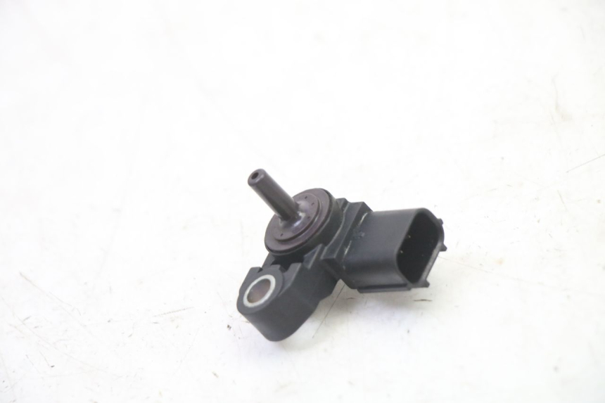 photo de AIR PRESSURE SENSOR YAMAHA XJ6 ABS 600 (2008 - 2016) - Main view