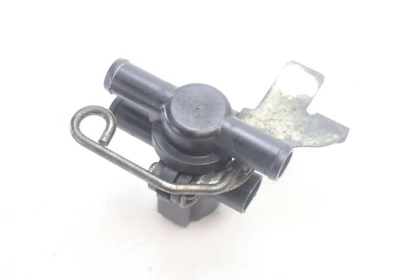 photo de AIR PRESSURE SENSOR HONDA XLV VARADERO 125 (2007 - 2012) - Technical close-up