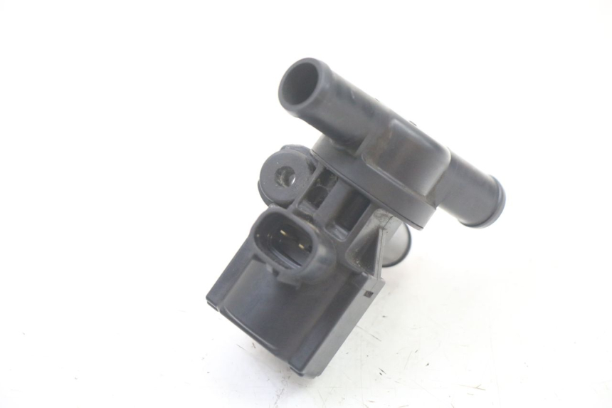 photo de AIR PRESSURE SENSOR YAMAHA XJ6 600 (2008 - 2016) - Component detail