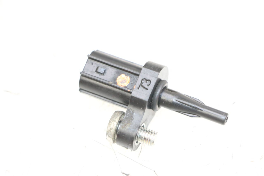 photo de AIR PRESSURE SENSOR YAMAHA XJ6 ABS 600 (2008 - 2016) - Main view