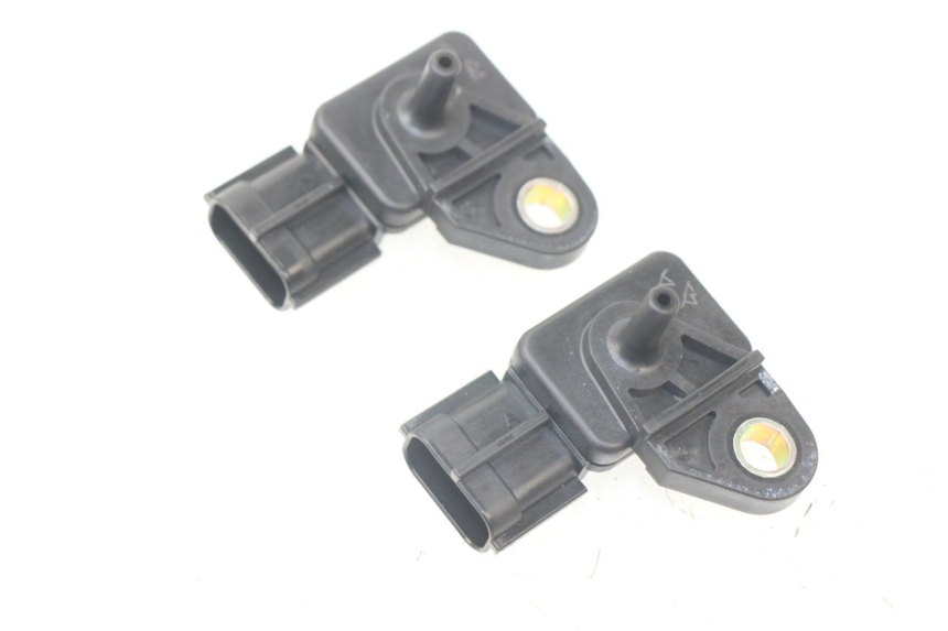 photo de AIR PRESSURE SENSOR KAWASAKI ZX-6R ZX6R 636 (2003 - 2004) - Technical close-up