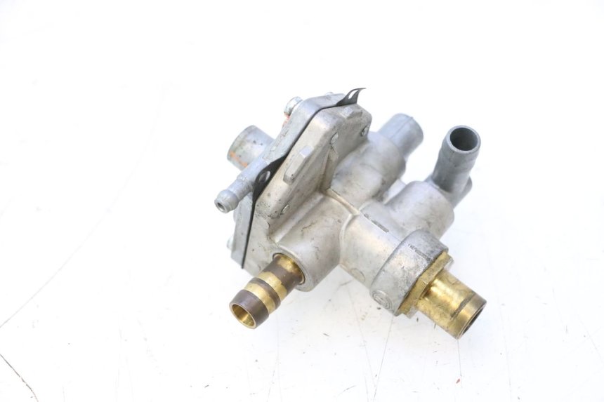 photo de AIR PRESSURE SENSOR KAWASAKI ZX-6R ZX6R 600 (1995 - 1997) - Alternative perspective