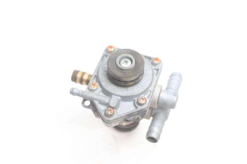 photo de AIR PRESSURE SENSOR KAWASAKI ZX-6R ZX6R 600 (1995 - 1997) - Alternative perspective