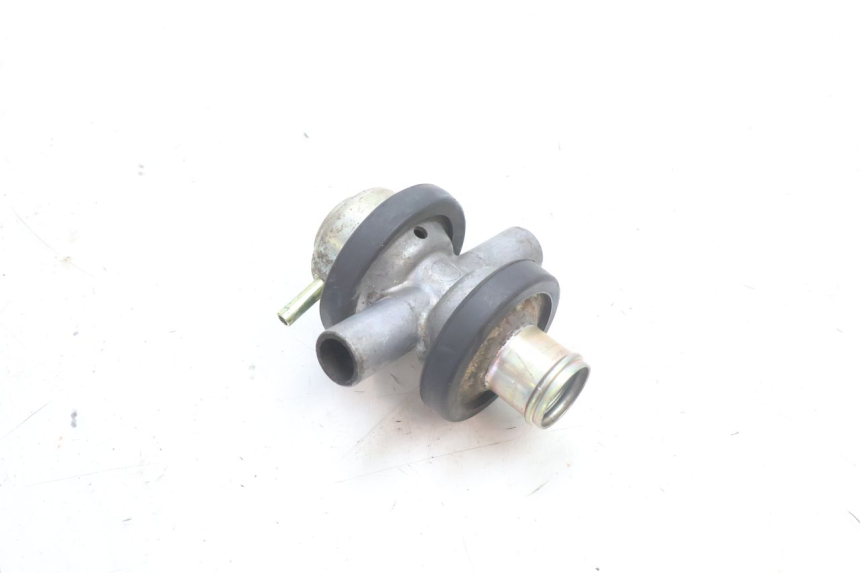 photo de AIR PRESSURE SENSOR KAWASAKI ZZR 600 (1995 - 2004) - Technical close-up