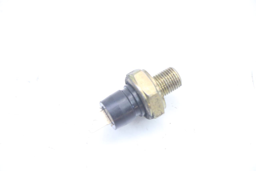 photo de OIL PRESSURE SENSOR APRILIA ATLANTIC 125 (2003 - 2009) - Zoom on usage condition