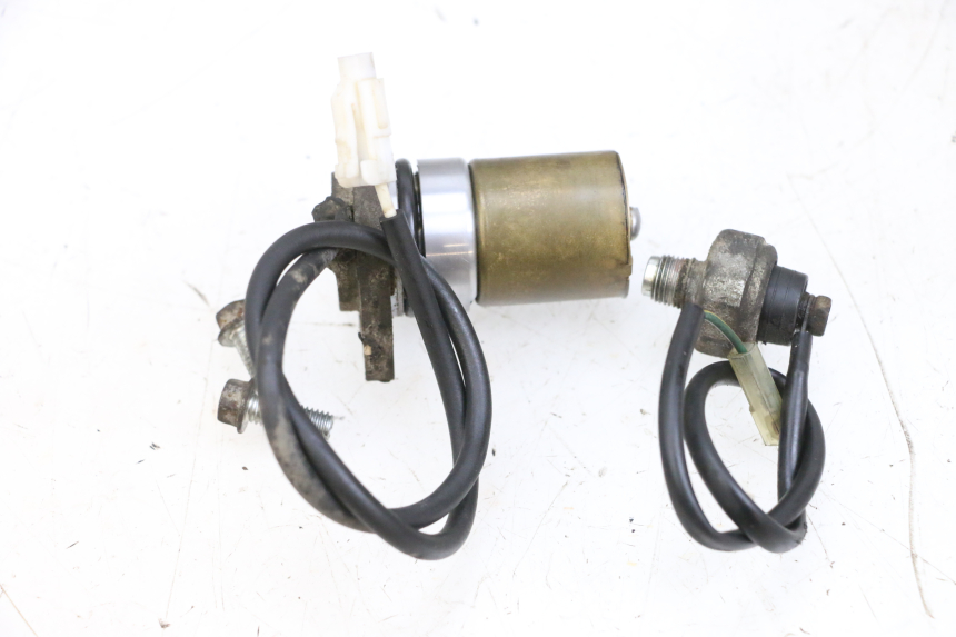 photo de OIL PRESSURE SENSOR SUZUKI BURGMAN 650 (2013 - 2020) - Component detail