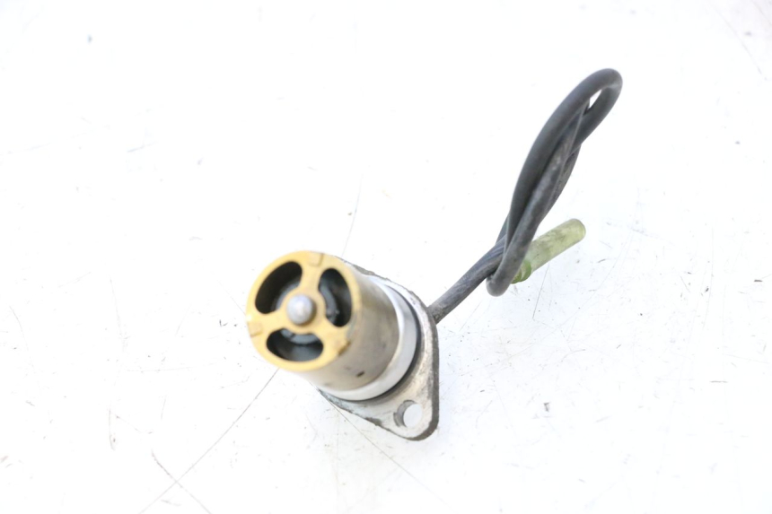 photo de OIL PRESSURE SENSOR SUZUKI BURGMAN EXECUTIVE ABS 650 (2006 - 2012) - Zoom on usage condition