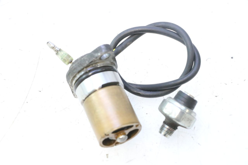 photo de OIL PRESSURE SENSOR SUZUKI BURGMAN EXECUTIVE ABS 650 (2006 - 2012) - Main view