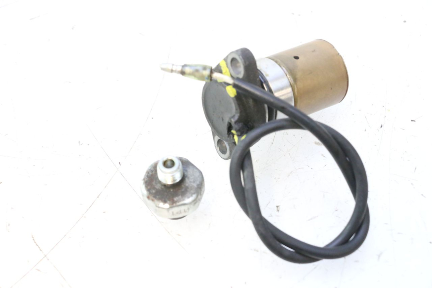 photo de OIL PRESSURE SENSOR SUZUKI BURGMAN EXECUTIVE ABS 650 (2006 - 2012) - Markings and original references