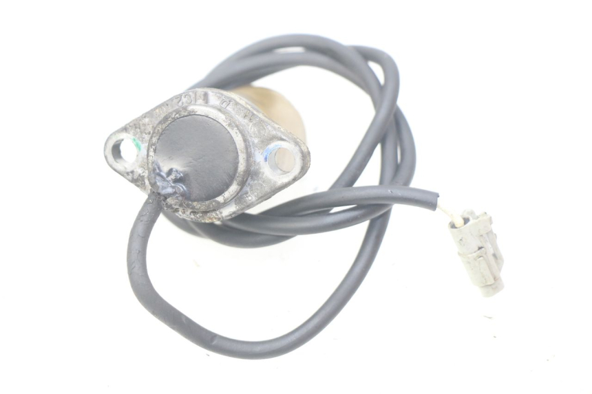 photo de OIL PRESSURE SENSOR YAMAHA FJR ABS 1300 (2006 - 2012) - Zoom on usage condition