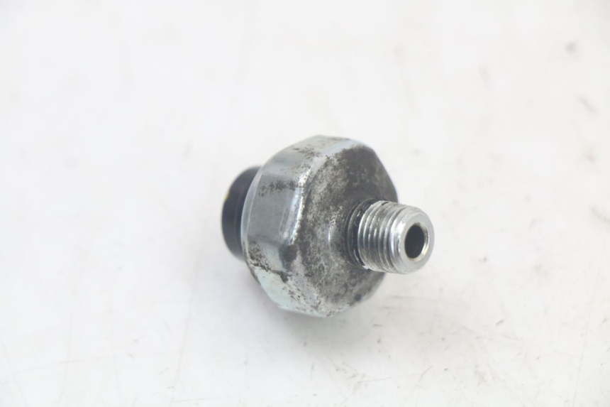photo de BRAKE OIL PRESSURE SENSOR HONDA FJS SILVERWING SILVER WING 600 (2001 - 2010) - Alternative perspective