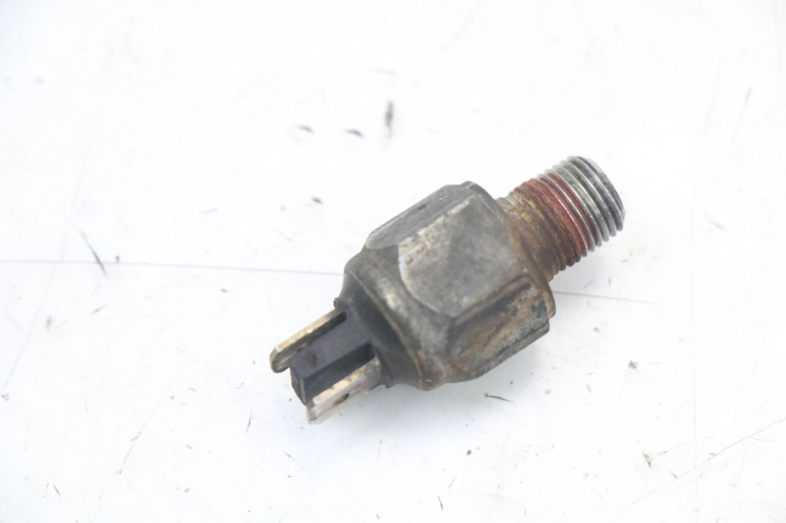 photo de BRAKE OIL PRESSURE SENSOR HARLEY DAVIDSON SPORTSTER XL CUSTOM 883 (1999 - 2006) - Component detail