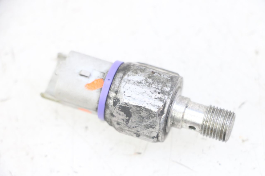 photo de BRAKE OIL PRESSURE SENSOR PIAGGIO MP3 LT 300 (2010 - 2016) - Main view