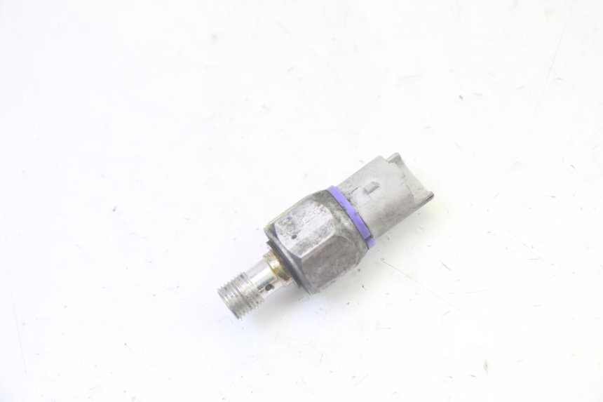 photo de BRAKE OIL PRESSURE SENSOR PIAGGIO MP3 500 (2011 - 2015) - Main view