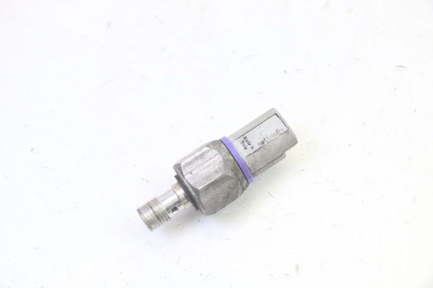 photo de BRAKE OIL PRESSURE SENSOR PIAGGIO MP3 500 (2011 - 2015) - Component detail