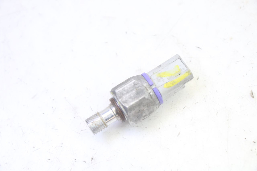 photo de BRAKE OIL PRESSURE SENSOR PIAGGIO MP3 500 (2016 - 2018) - Component detail