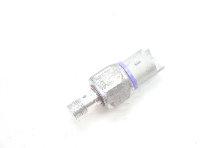 photo de BRAKE OIL PRESSURE SENSOR PIAGGIO MP3 500 (2016 - 2018) - Main view