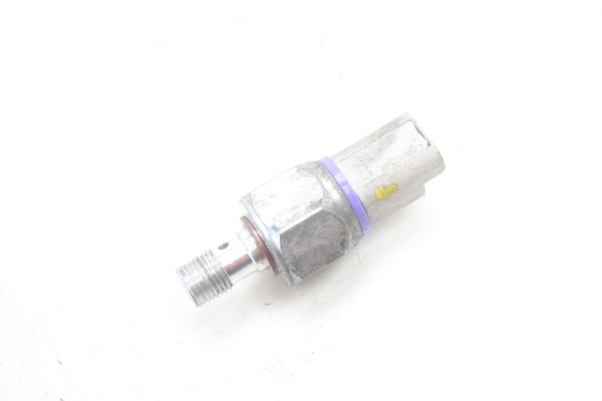 photo de BRAKE OIL PRESSURE SENSOR PIAGGIO MP3 500 (2016 - 2018) - Component detail