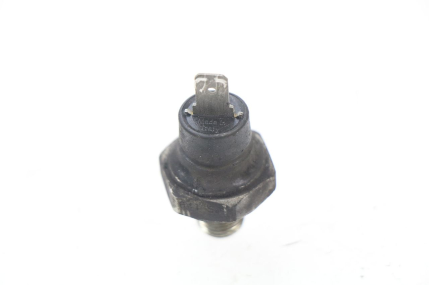 photo de OIL PRESSURE SENSOR PIAGGIO PRIMAVERA 125 (2013 - 2021) - Zoom on usage condition