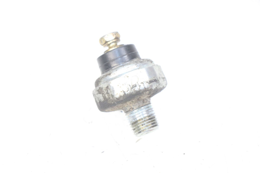 photo de OIL PRESSURE SENSOR SUZUKI SV N 650 (1999 - 2002) - Zoom on usage condition