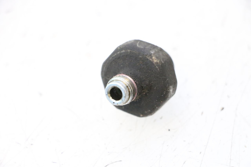 photo de OIL PRESSURE SENSOR SUZUKI SV S 650 (2003 - 2009) - Zoom on usage condition