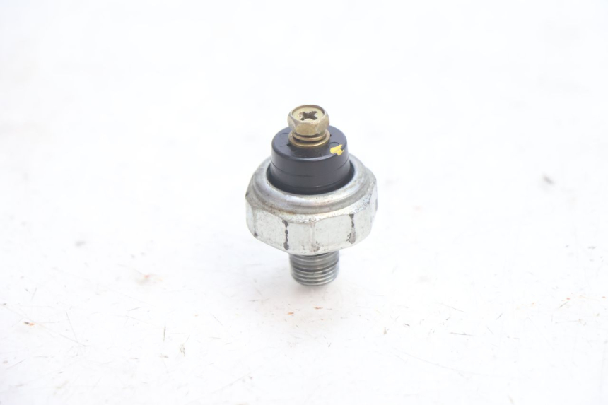 photo de OIL PRESSURE SENSOR HONDA VFR FI RC46 800 (1998 - 2001) - Main view