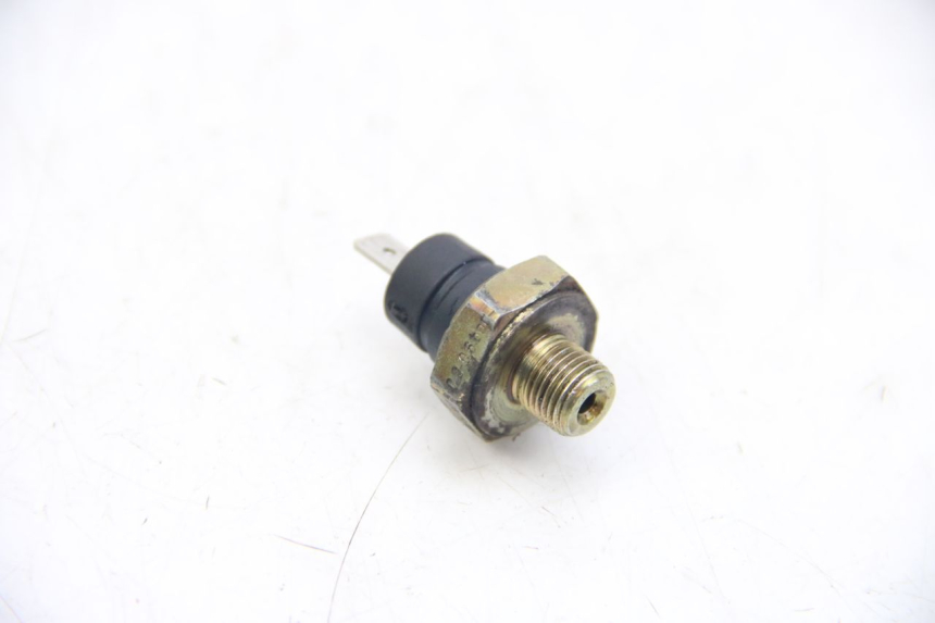 photo de OIL PRESSURE SENSOR PIAGGIO X9 EVOLUTION 125 (2003 - 2007) - Main view