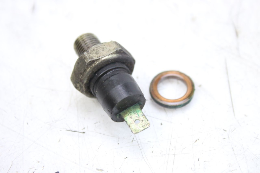 photo de OIL PRESSURE SENSOR PIAGGIO X9 EVOLUTION 125 (2003 - 2007) - Main view